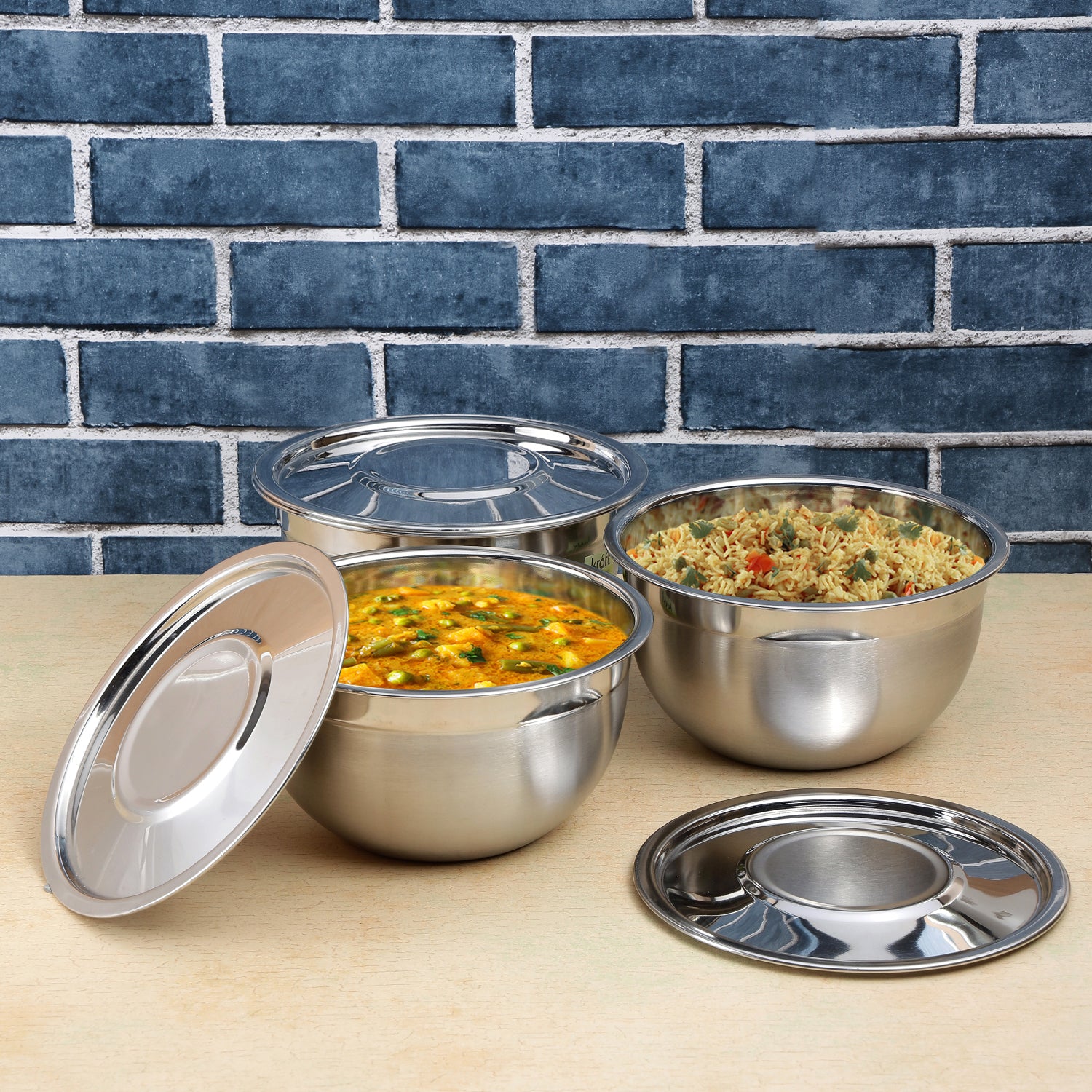 Kraft Stainless Steel Serving Bowl with Lid