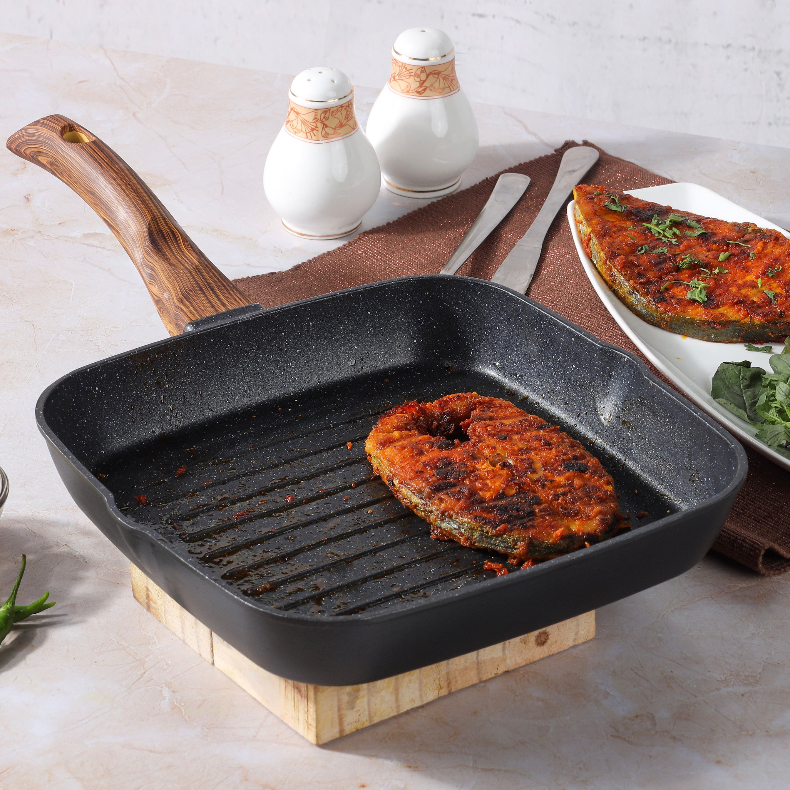 Zest Plus Grill Pan 24 cm - Aluminum Die Cast (Induction Friendly)