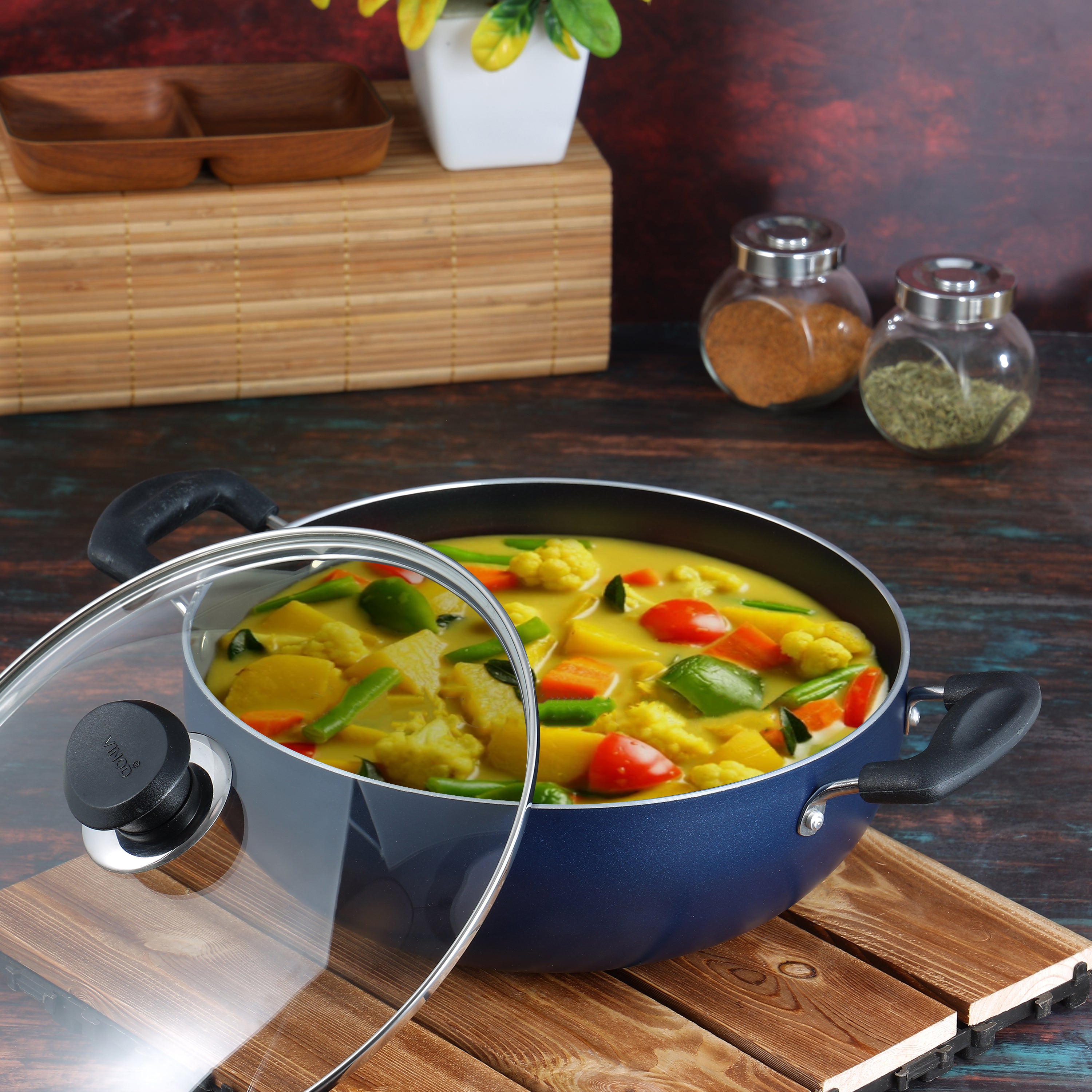 Vinod Zest Non Stick Deep Fry Pan with Lid – Vinod Cookware India