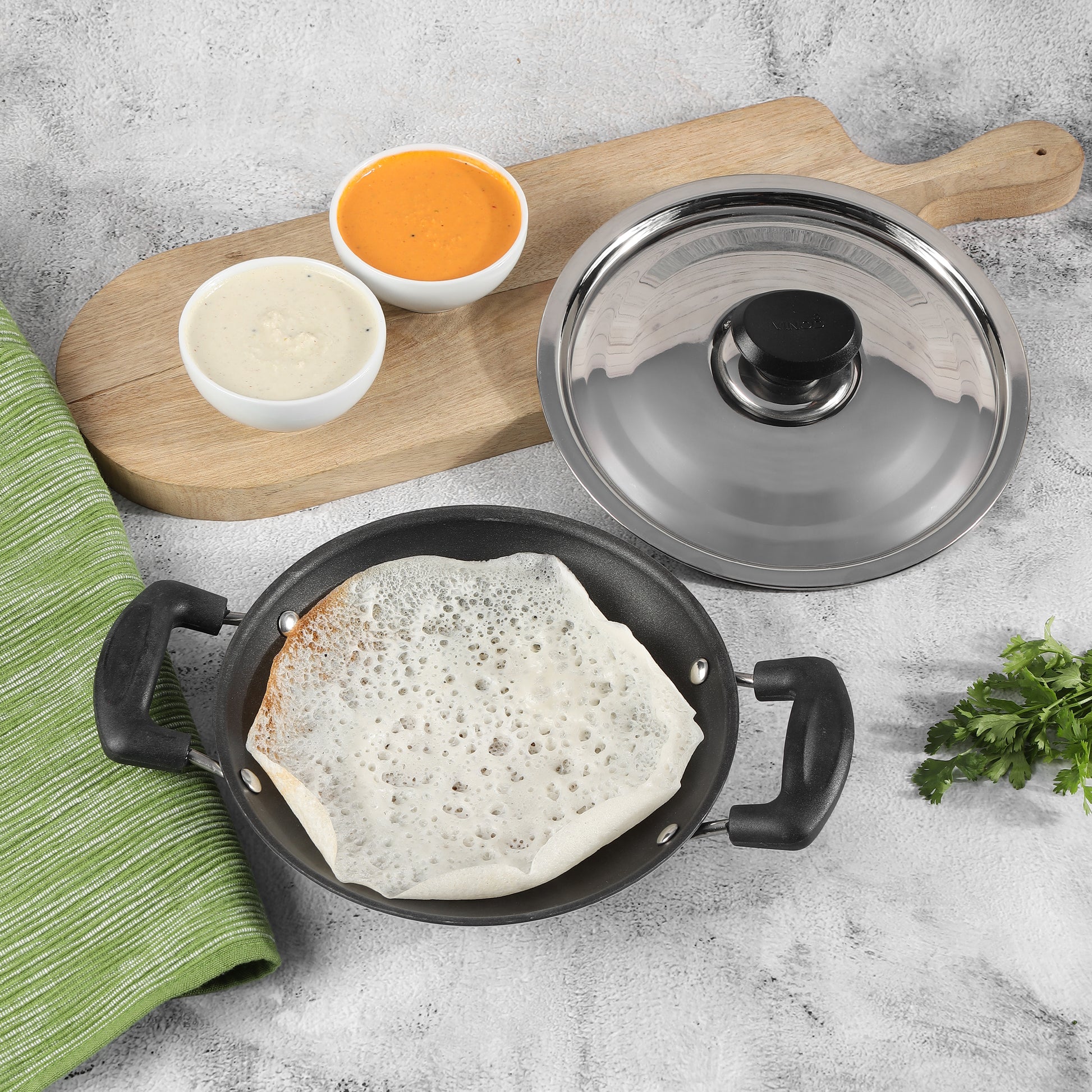 Vinod Zest Non Stick Appachetty with Lid 20cm | Vinod Cookware India